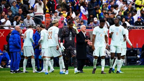 Amical : Upamecano exclu avec les Bleus qui ...