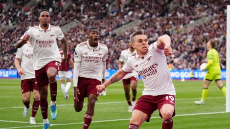 Premier League (J36) : Arsenal arrache la ...