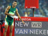 Wayde van Niekerk (400 m) Wayde van Niekerk (400 m)