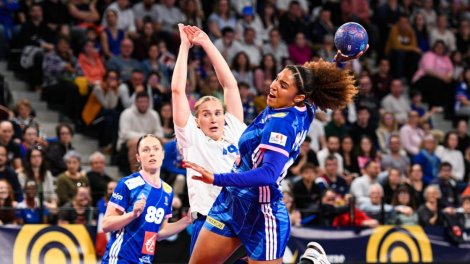 Euro (QF): The Blues easily defeat Finland