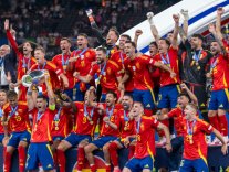 L'Espagne retrouve les sommets L'Espagne retrouve les sommets