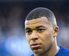 PSG : Campos estime que Mbappé se "porte très bien" au club