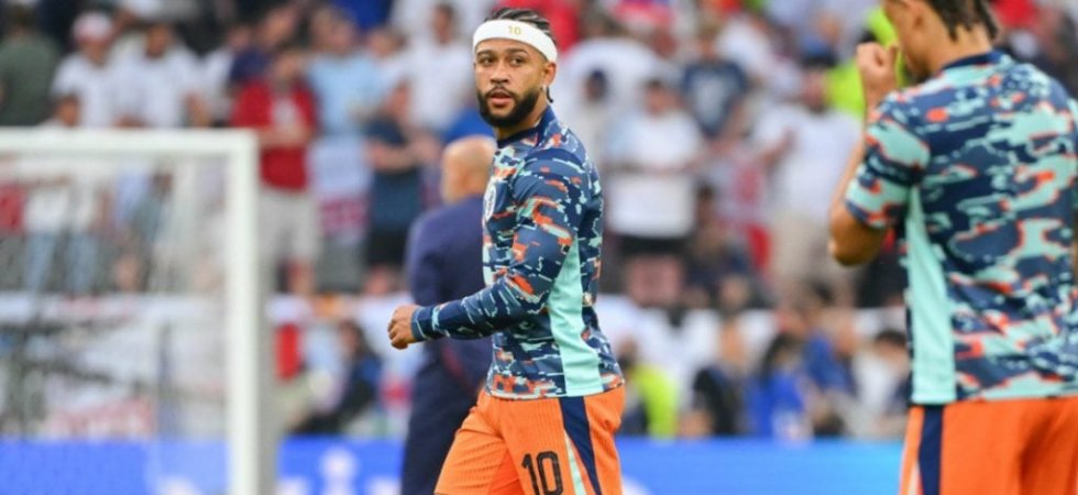 Brésil : Memphis Depay signe avec les Corinthians