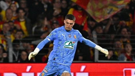 Lens : Robin Risser ne manque pas de prétendants en Angleterre