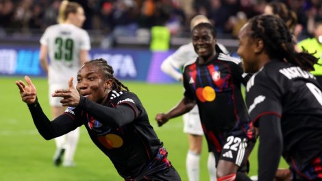 Champions League (W/Quarterfinals return): Lyon dominates Wolfsburg and will face Arsenal in the semi