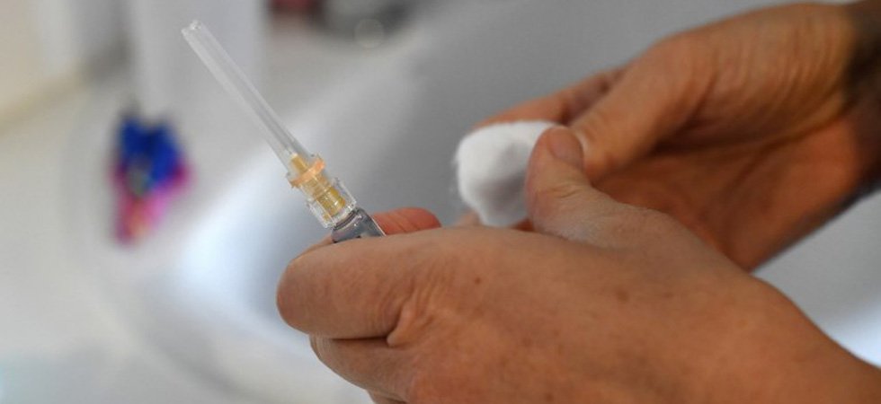 Aluminium dans les vaccins : un rapport révèle des risques pour la santé