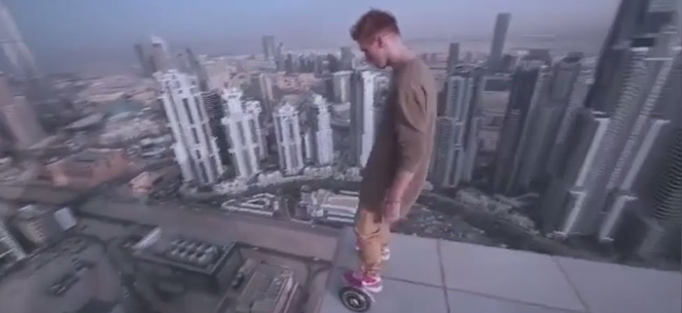 Dubaï : une séance d'hoverboard à vous couper le souffle