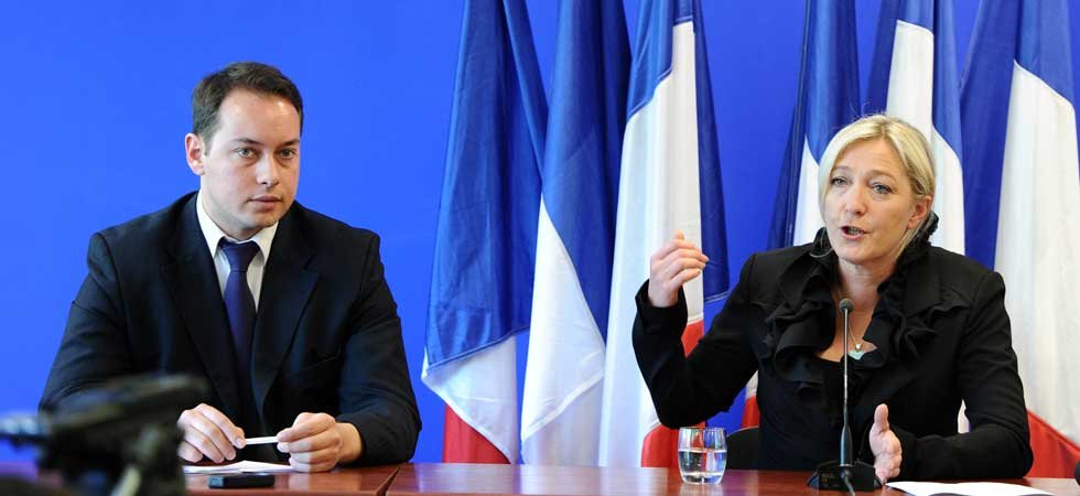 Soupçons d'emplois fictifs : un conseiller de Marine Le Pen perquisitionné