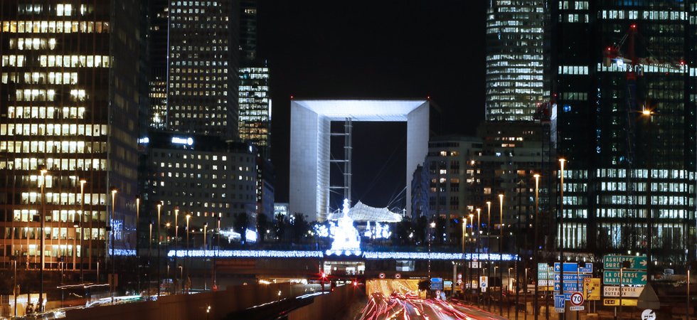 Attentats : simulation de scénario catastrophe dans le quartier d'affaires de La Défense