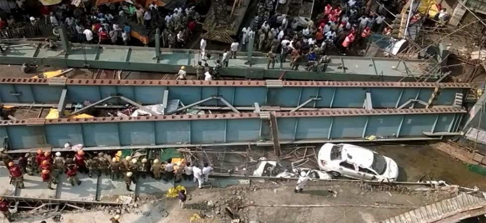 Inde : un pont s'effondre. 10 morts, 150 disparus