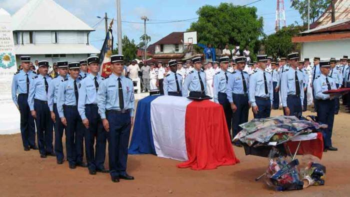 50 ans de faits divers Dom-Tom