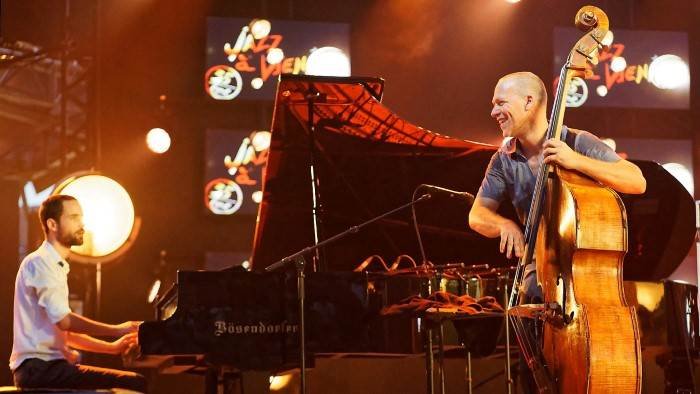 An Evening with Avishai Cohen