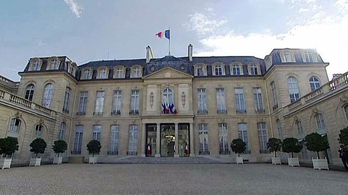 Elysée, la solitude du pouvoir