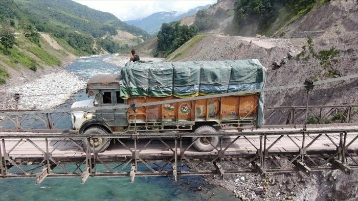 Les routes de l'impossible