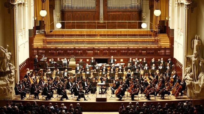 Penderecki dirige Penderecki et Krejci