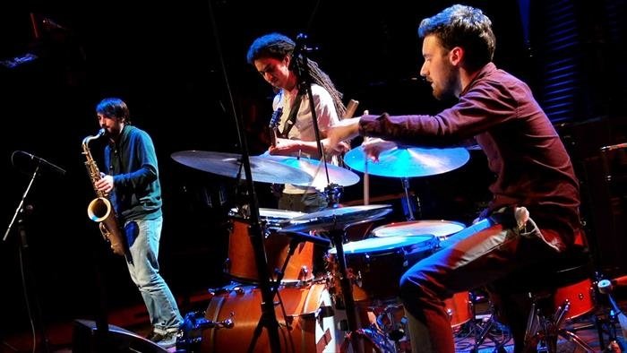 Roller Trio Live