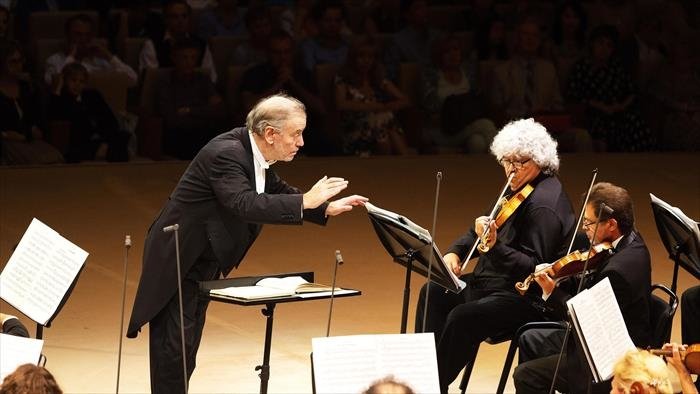 Valery Gergiev dirige Tchaïkovski au Zaryadye Hall