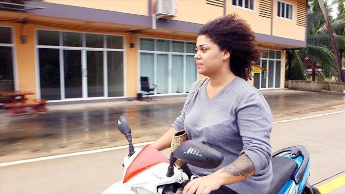 Vivre et travailler sur une île au soleil : des Français réalisent leur rêve !