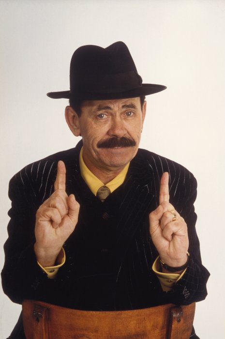 John Scatman : un seul morceau l'a propulsé au rang de "King of Scat" John Scatman : un seul morceau l'a propulsé au rang de "King of Scat"