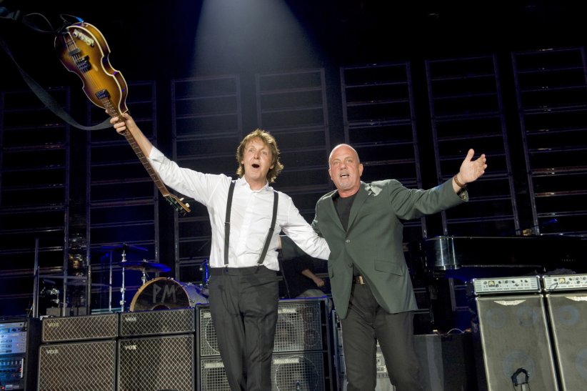 Billy Joel - "I Saw Her Standing There" (2008) Billy Joel - "I Saw Her Standing There" (2008)