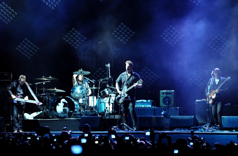 Them Crooked Vultures : un supergroupe de grande envergure Them Crooked Vultures : un supergroupe de grande envergure