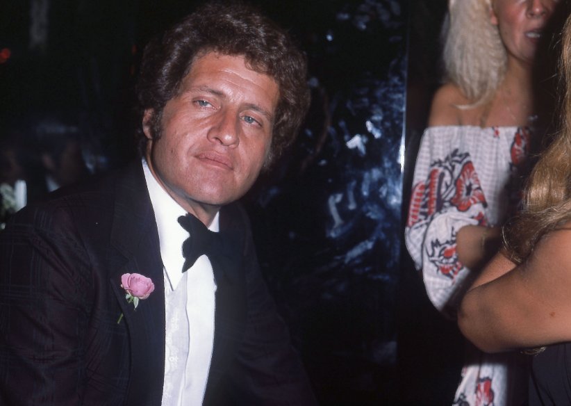 Quand Joe Dassin reprend "No Woman No Cry" de Bob Marley Quand Joe Dassin reprend "No Woman No Cry" de Bob Marley
