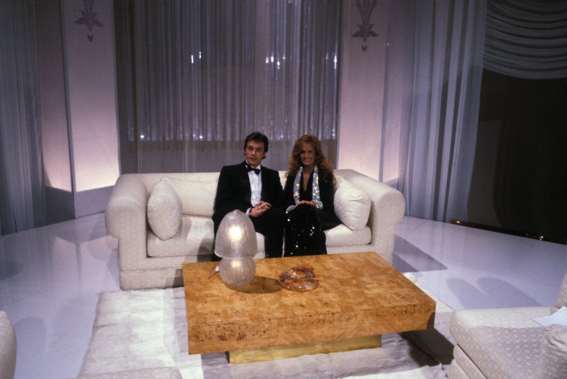 "Paroles... Paroles..." - Dalida et Alain Delon (1973) "Paroles... Paroles..." - Dalida et Alain Delon (1973)