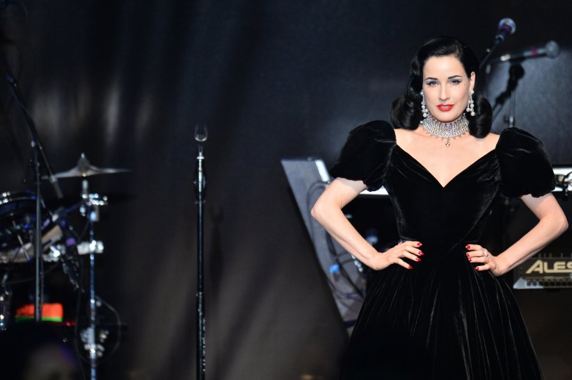 Dita Von Teese : la touche-à-tout qui a séduit Sébastien Tellier Dita Von Teese : la touche-à-tout qui a séduit Sébastien Tellier