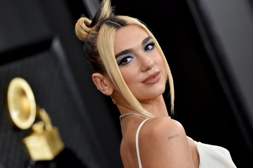 "Physical" - Dua Lipa (2020) "Physical" - Dua Lipa (2020)