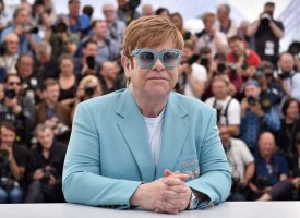 Elton John : 60 chansons inédites et ses duos avec France Gall bientôt dévoilés
