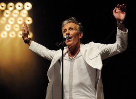 Plastic Bertrand de retour avec un album disco