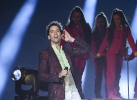Mika dévoile Ice Cream, nouveau single aux sonorités très estivales