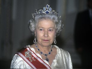 Elizabeth II et le cinéma : 3 anecdotes surprenantes