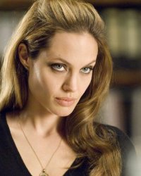 Le film d'Angelina Jolie réécrit par les frères Coen