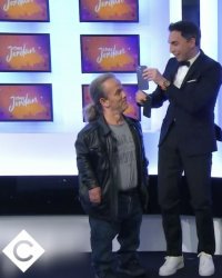 "C'est beau la TNT" : Jordan de Luxe mesure Passe-Partout sur C8, Bertrand Chameroy ironise sur France 5