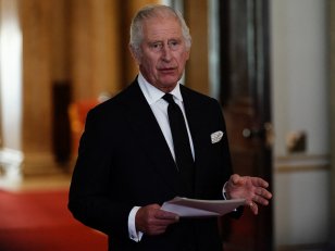 Charles III : le roi va-t-il s'installer à Buckingham Palace ?