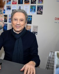 Michel Drucker prévoyait de se "barrer" de France 2 pour rejoindre Cyril Hanouna