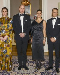 Kate Middleton déboussolante en Suède dans sa robe japonisante