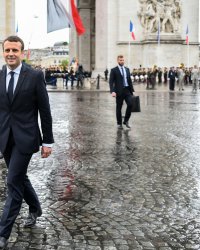 Emmanuel Macron, star de fictions érotiques en ligne