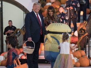 Halloween : Melania et Donald Trump se sont-ils moqués d'un enfant ?