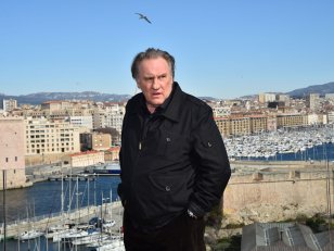 Gérard Depardieu pique une grosse colère au Festival de Ramatuelle