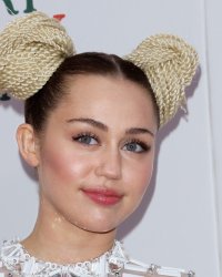 Miley Cyrus, star d'une série pour Woody Allen !