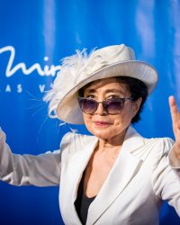 Yoko Ono rejoint Bill Murray chez Wes Anderson