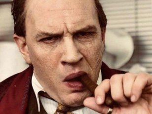 Tom Hardy en Al Capone dans une impressionnante bande-annonce