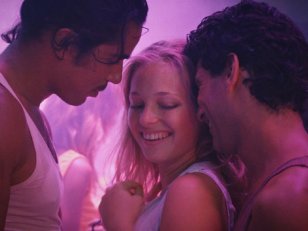 Mektoub My Love : Intermezzo : une scène de sexe non simulée ?