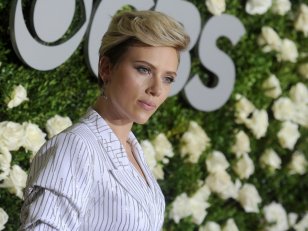 Scarlett Johansson renonce à incarner un homme trans