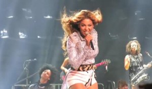 Beyonce tirée de scène par un fan brésilien