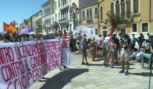 Manifestation anti-G20 à Venise où les ministres des Finances se réunissent