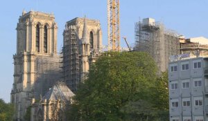 Images à l'extérieur de Notre-Dame, deux ans après l'incendie