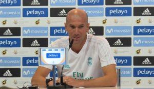 Football: Zidane, "content" de prolonger son contrat au Real